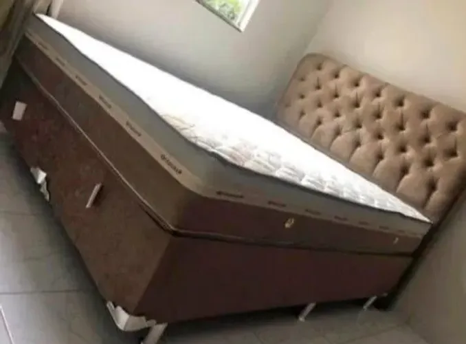 Cama Box Casal com Cabeceira Estofada