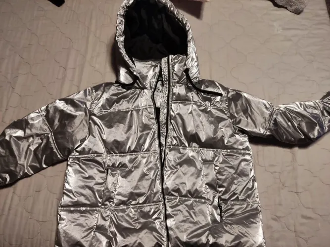 Jaqueta tipo puffer Zara - prateada 