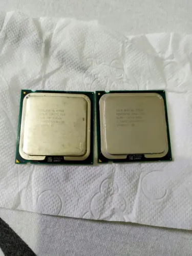 2 Processadores Duo core E5200 E7500