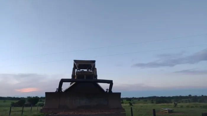 Trator d esteira D50