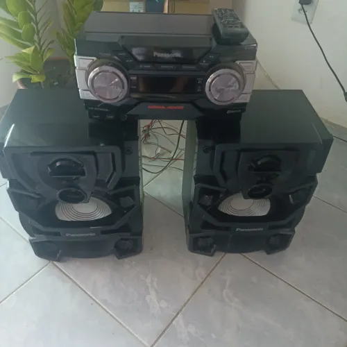 Mini sistem Panasonic com bluetooth 