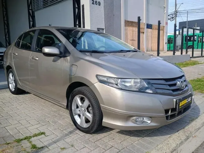 Honda City Sedan DX 1.5 Flex 16V Aut. 2011