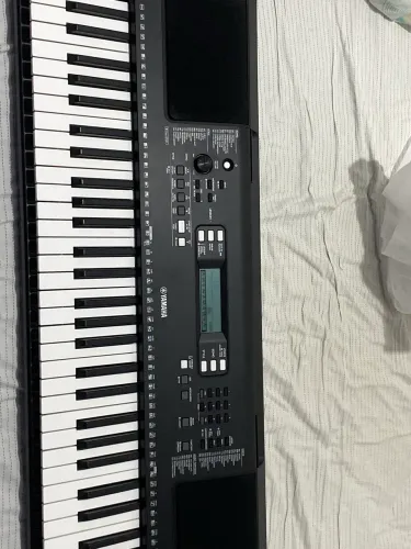 Teclado musical PSR-E373