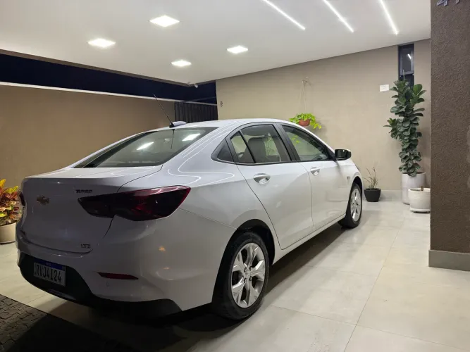 Chevrolet Onix Plus LTZ 1.0 12V TB Flex Aut. 4P 2025