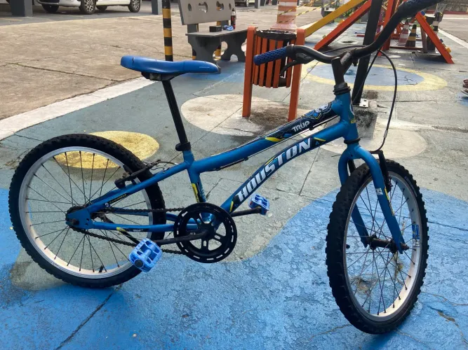 Bicicleta em bom estado original 