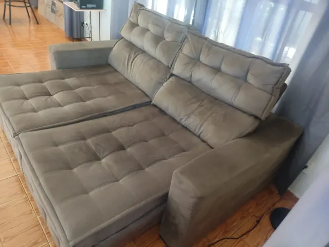 Vendo sofá retrátil e reclinável