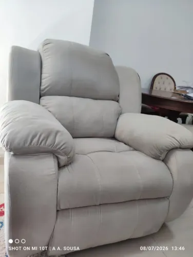 Procuro Tapeceiro com Experiência no ramo