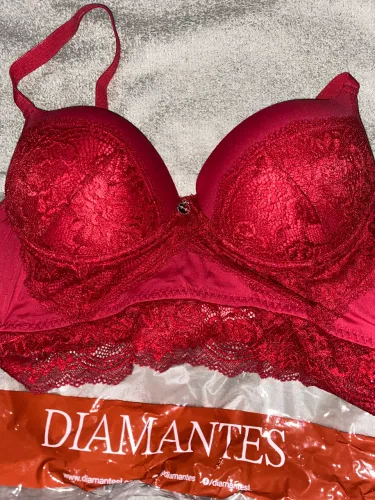 Sutiã marca diamantes