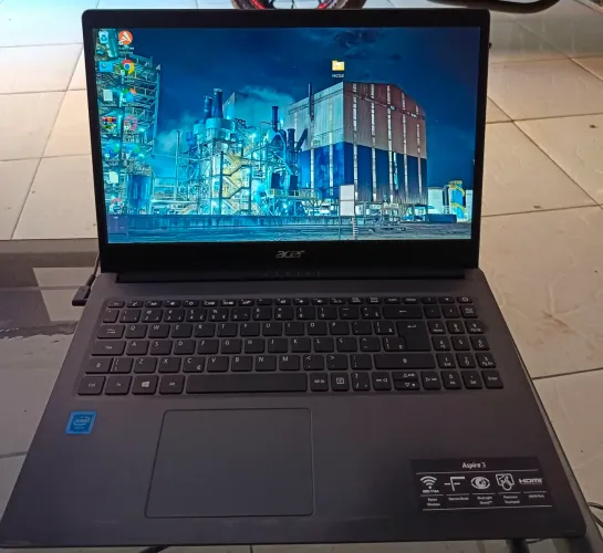 Vendo notebook Acer aspire A315-34