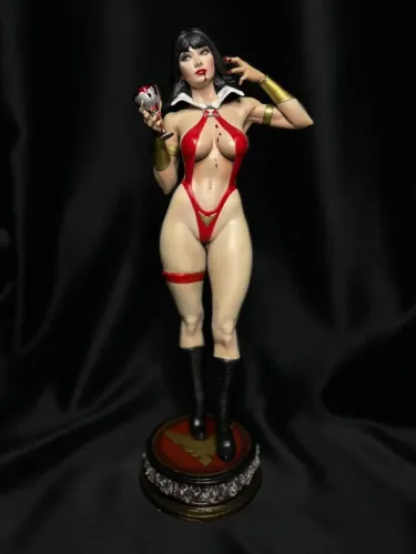 Vampirella Estatueta 35 Cm