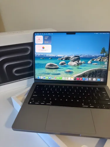 MacBook Pro M3 512GB
