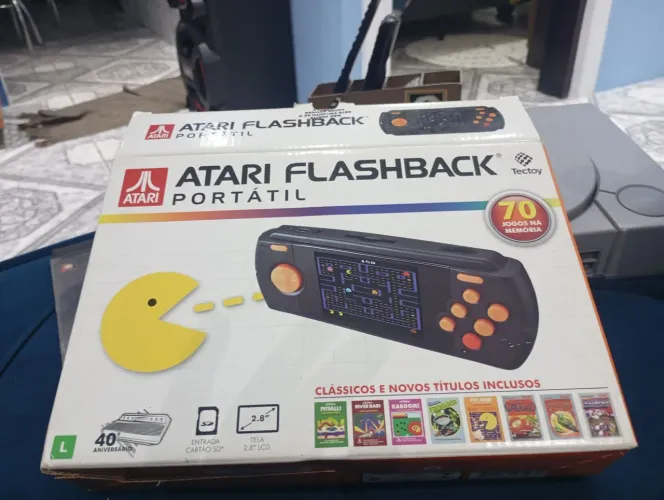 ATARI FLASHBACK PORTÁTIL NA CAIXA COM CARTÃO SD