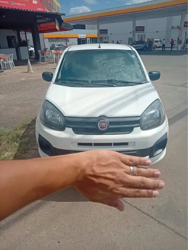 Fiat Uno Attractive 1.0 EVO Fire Flex 8V 5P 2021