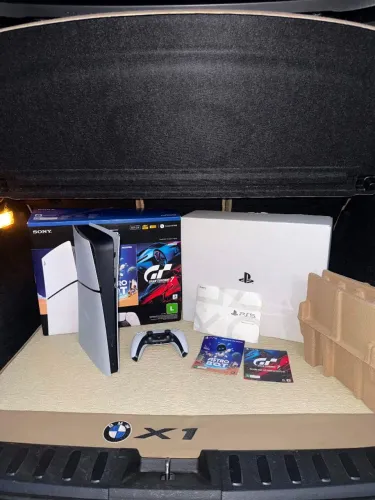 PLAYSTATION 5 SLIM ULTIMA VERSÃO 825GB