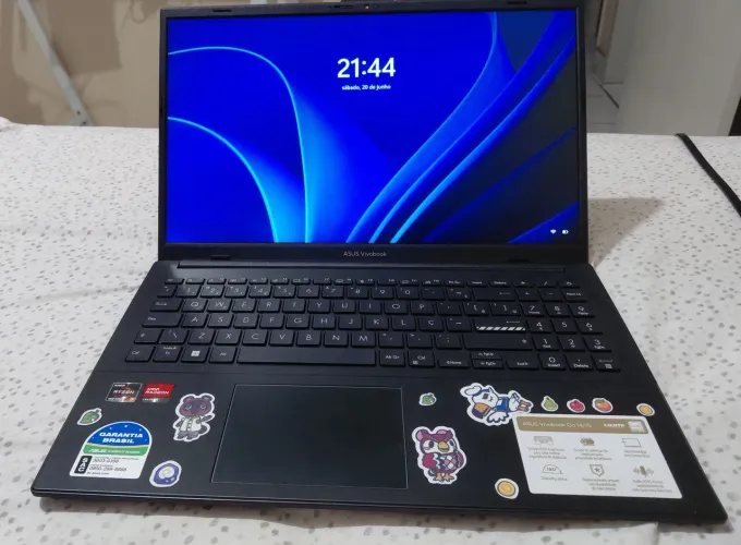 Asus Vivobook Go 15 AMD Ryzen 5