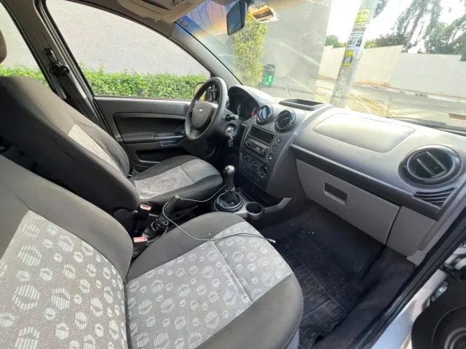 Ford Fiesta 1.0 8V Flex/class 1.0 8V Flex 5P 2012