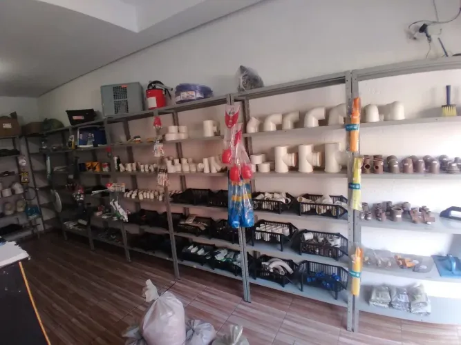 Vende_se 9 prateleiras