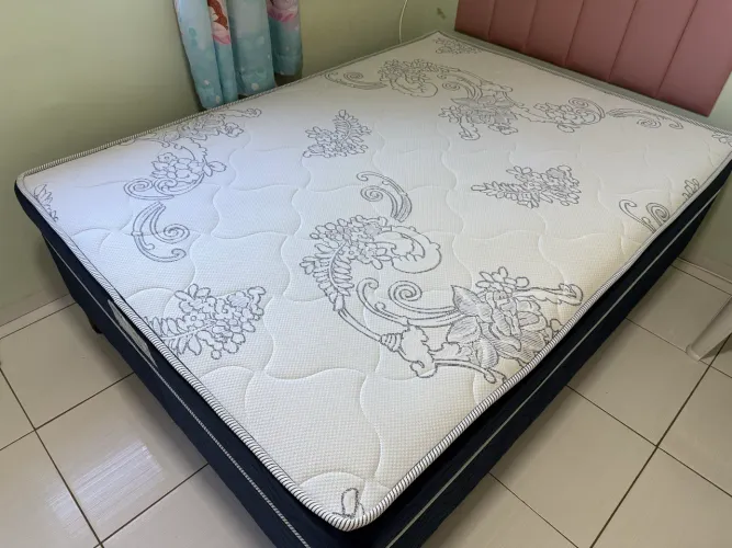 Cama Box Casal Molas Ensacadas - Semi Nova