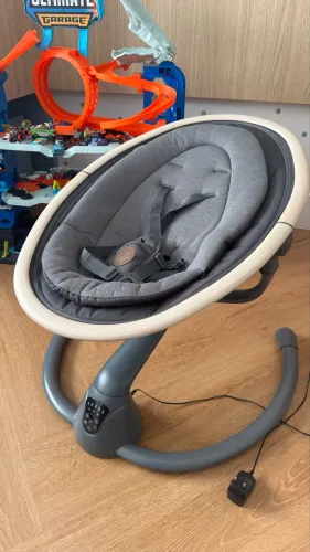Cadeira Balanço Automática Bouncer Maxi Cosi