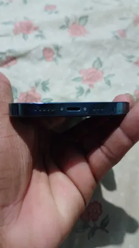 Vendo um iPhone 12 Pro