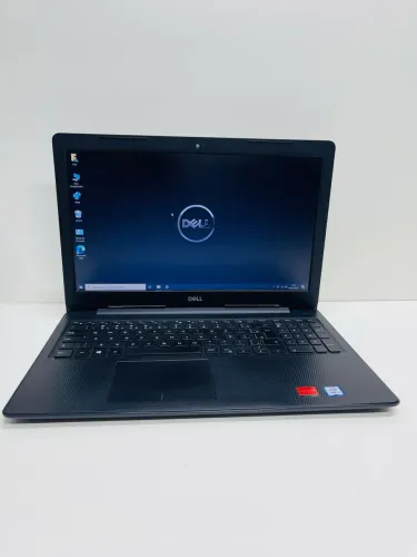 Dell Inspiron 15 i5-8va/1pente de 8gb ram DDR4-SSD 240/Placa de vídeo amd radeon Tm 520 2g