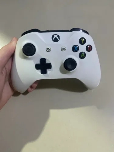 Controle Xbox one s branco