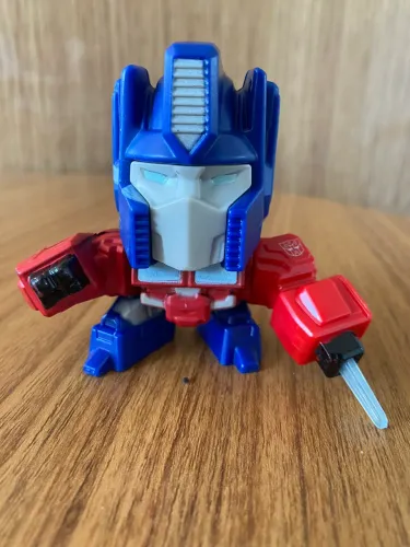 Bonecos robôs transformes 
