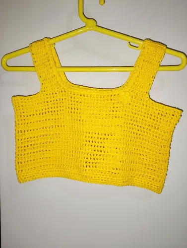Cropped crochê amarelo P encomenda cores tamanho e modelo
