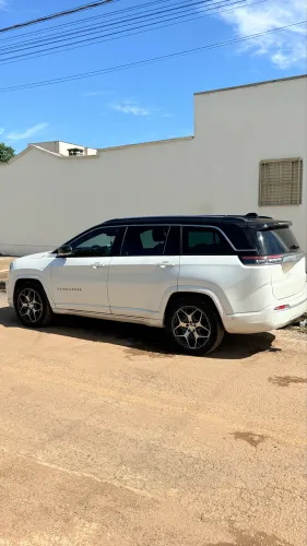 Jeep Commander Overland T270 1.3 TB Flex AUT 2023