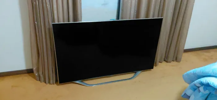 Smart TV Samsung 55" UN55ES8000G (Leia a Descrição - Som c/ Detalhe