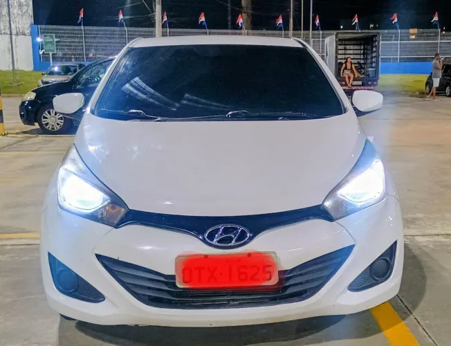Hyundai HB20S C.style/c.plus1.6 Flex 16V Aut. 4P 2014