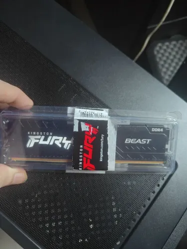 memoria 8gb 3600,mhz ddr4 fury beast kingston