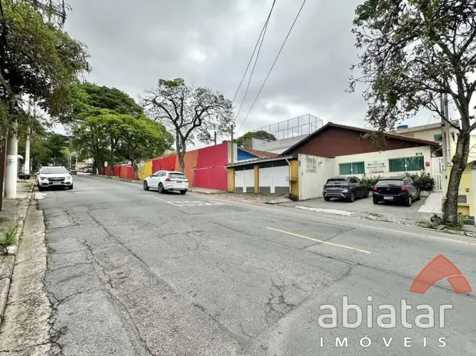 Casa comercial à venda - Super Quadra Morumbi - São Paulo/SP - 120m² - 6 salas