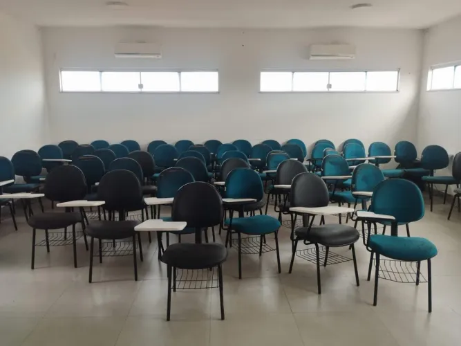 Cadeiras Universitárias ? Oportunidade Única!