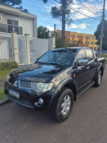 Mitsubishi L200 Triton HPE 3.2 CD TB Int.diesel AUT 2010