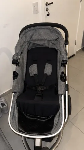 VENDO CARRINHO MOISÉS+BEBE CONFORTO