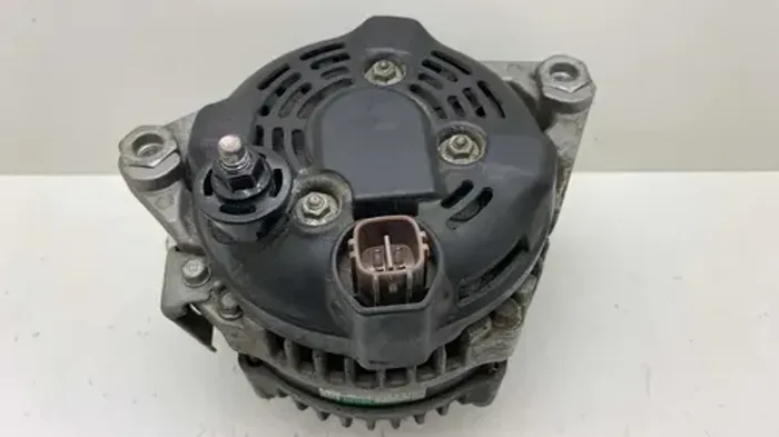 Alternador Hyundai Azera 2012 37300-3c520