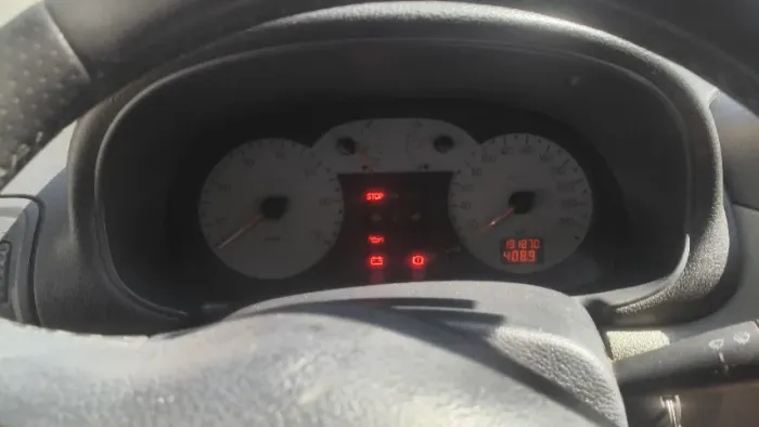 Renault Clio RT/ Privilège 1.6 16V 5P 2004