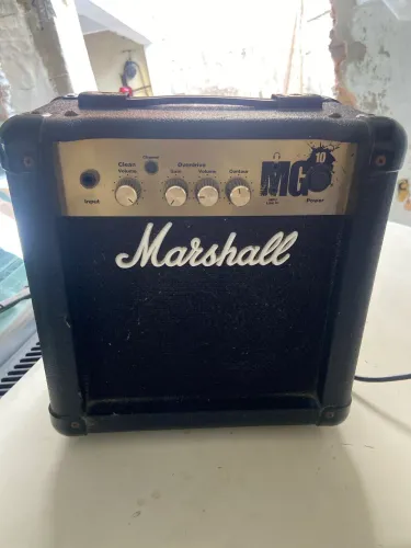 Amplificador de guitarra Marshall