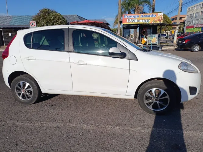 Fiat Palio Attractive 1.0 EVO Fire Flex 8V 5P 2012