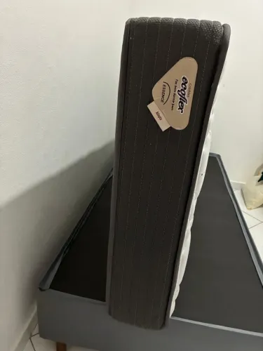 Cama de solteiro