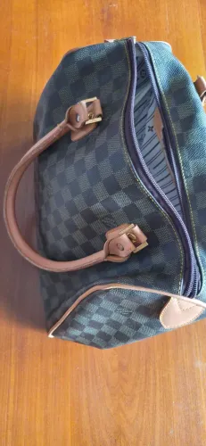 Bolsa de mão Luis Vuitton - estado de nova