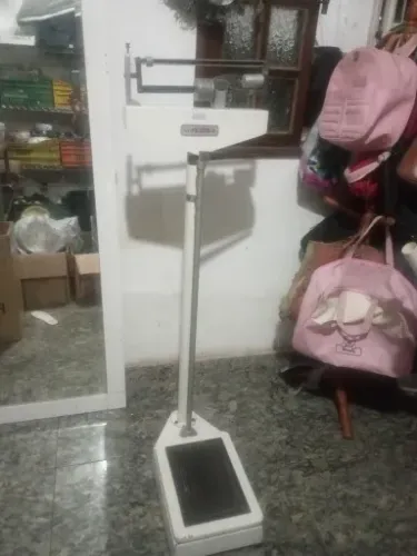 (Cód 060) Balança Antropométrica 150 Kg Mecânica Filizola em excelente estado