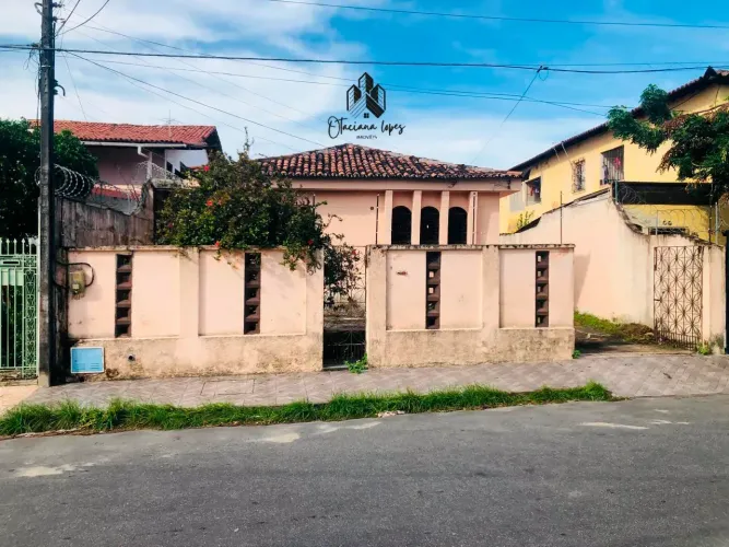 Imóvel para venda possui 170 metros quadrados com 4 quartos em Bom Futuro - Fortaleza - CE