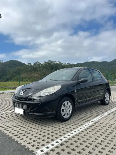 Peugeot 207 XR 1.4 Flex 8V 5P 2012
