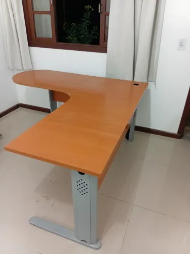 Mesa de escritório e estudo
