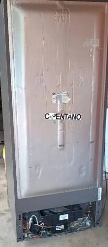 Vendo está geladeira gelou seco