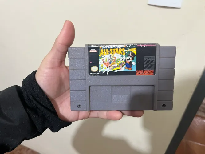 Vendo jogo mario all star paralelo