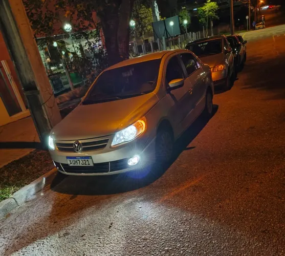 Volkswagen Voyage 1.0/1.0 City MI Total Flex 8V 4P 2012