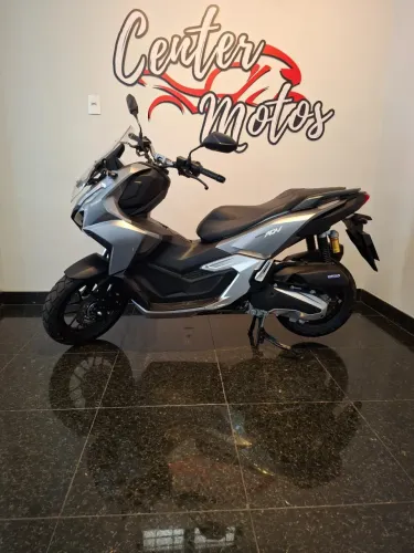 HONDA ADV 160 PRATA 2026